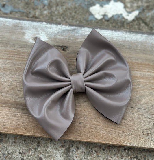 Leather: Mocha