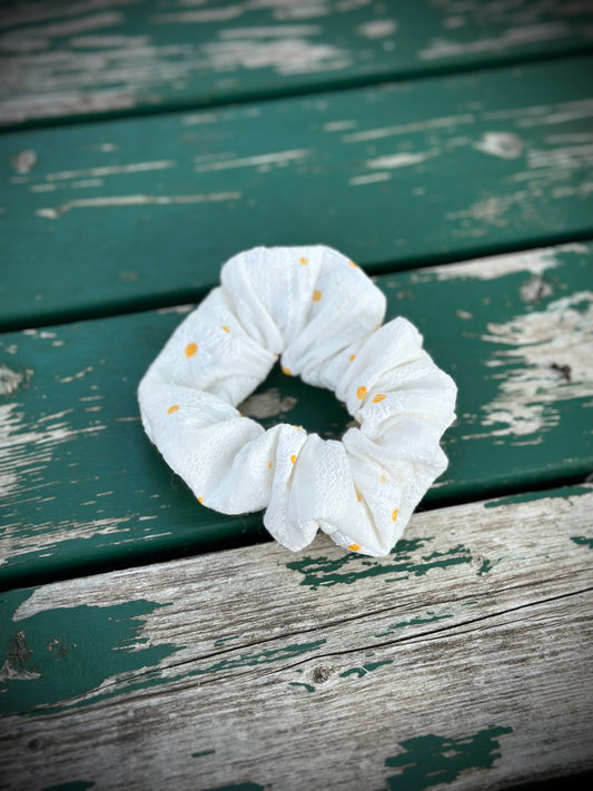 Embroidered Daisy Scrunchy