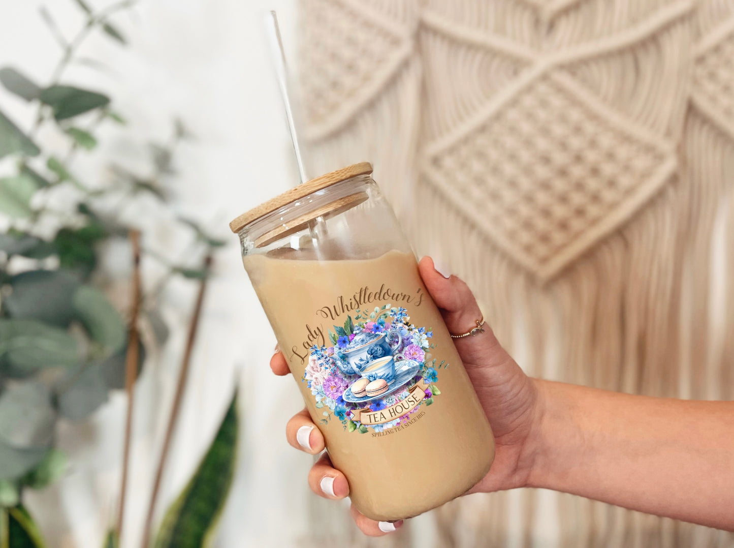 Lady Whistledown’s Tea House 20oz Glass Tumbler