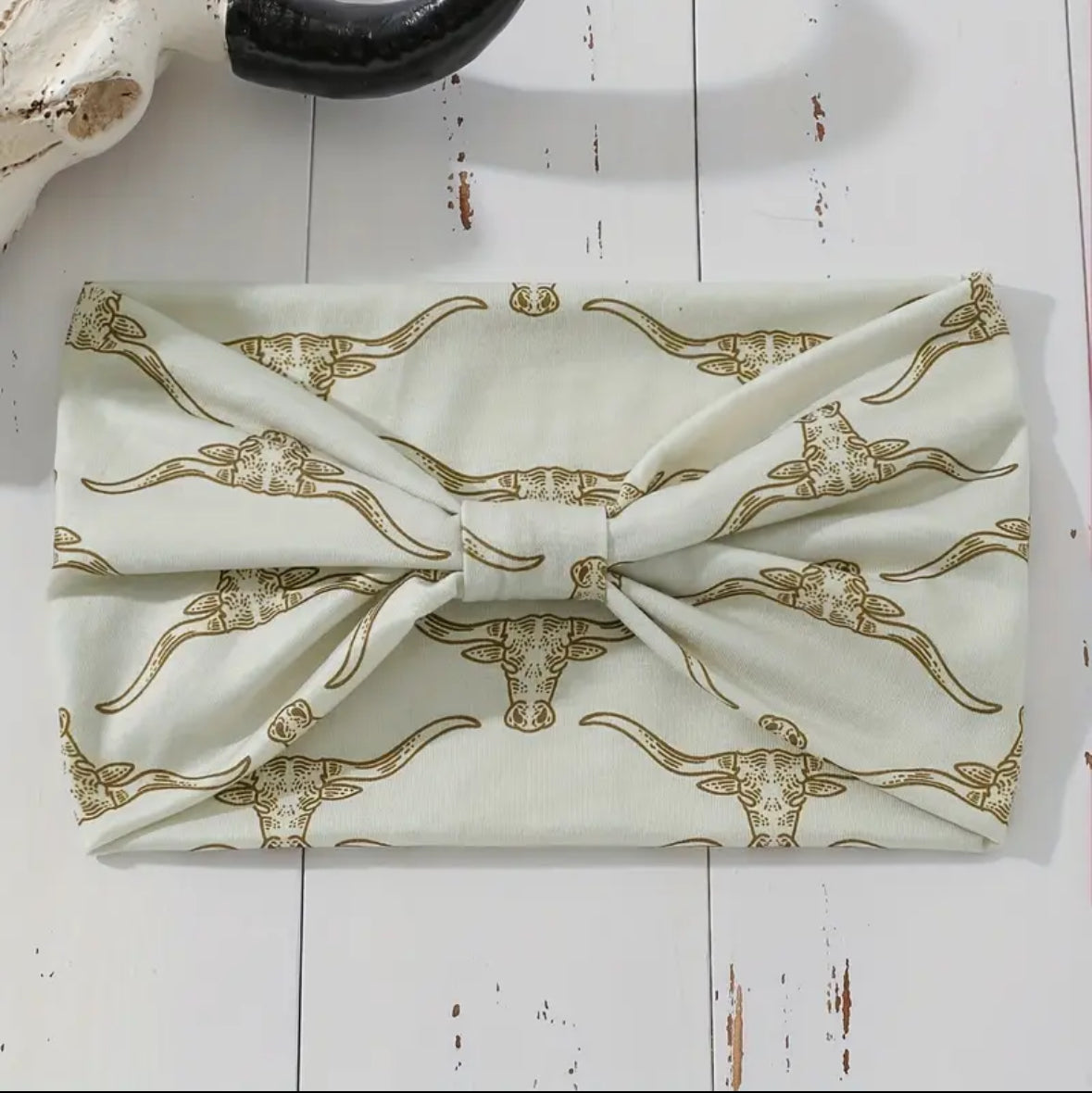 Ivory Longhorn Reversible XL Wrap