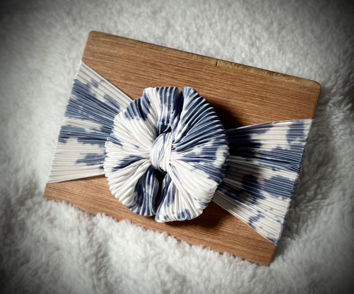 Pleated Satin: Partly Cloudy