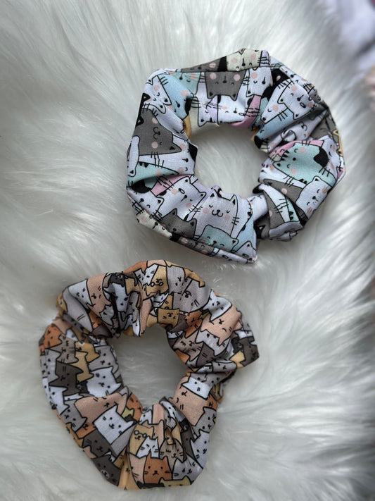 Kitty Crowd Scrunchy