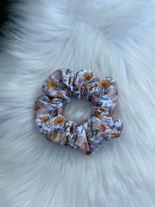 Dainty Farmhouse Floral Wraps and Scrunchies