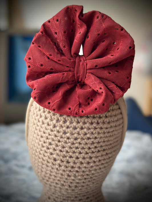 Eyelet: Saffron