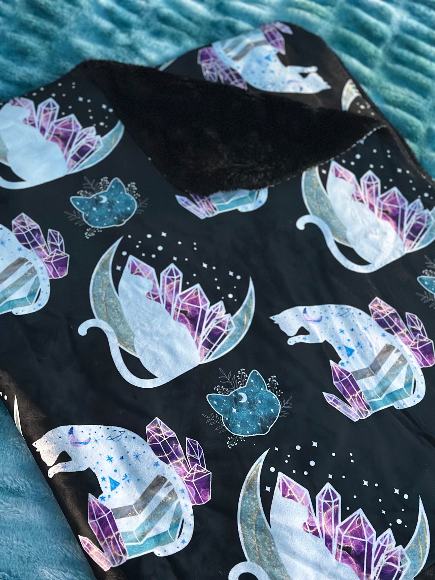 Cats & Crystals Luxe Minky 50x60