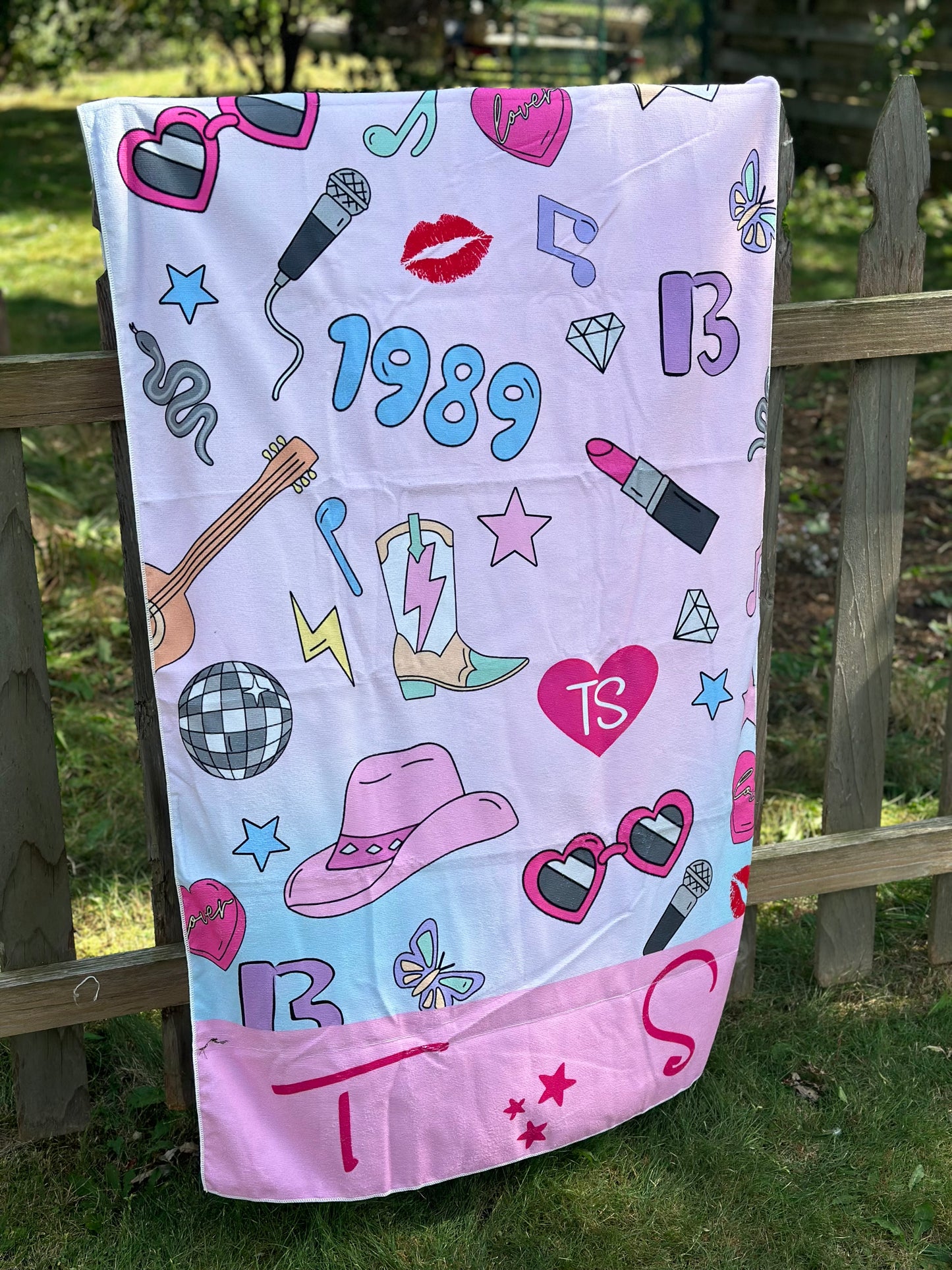 Swiftie 1989 Microfiber Beach Towel 30x50