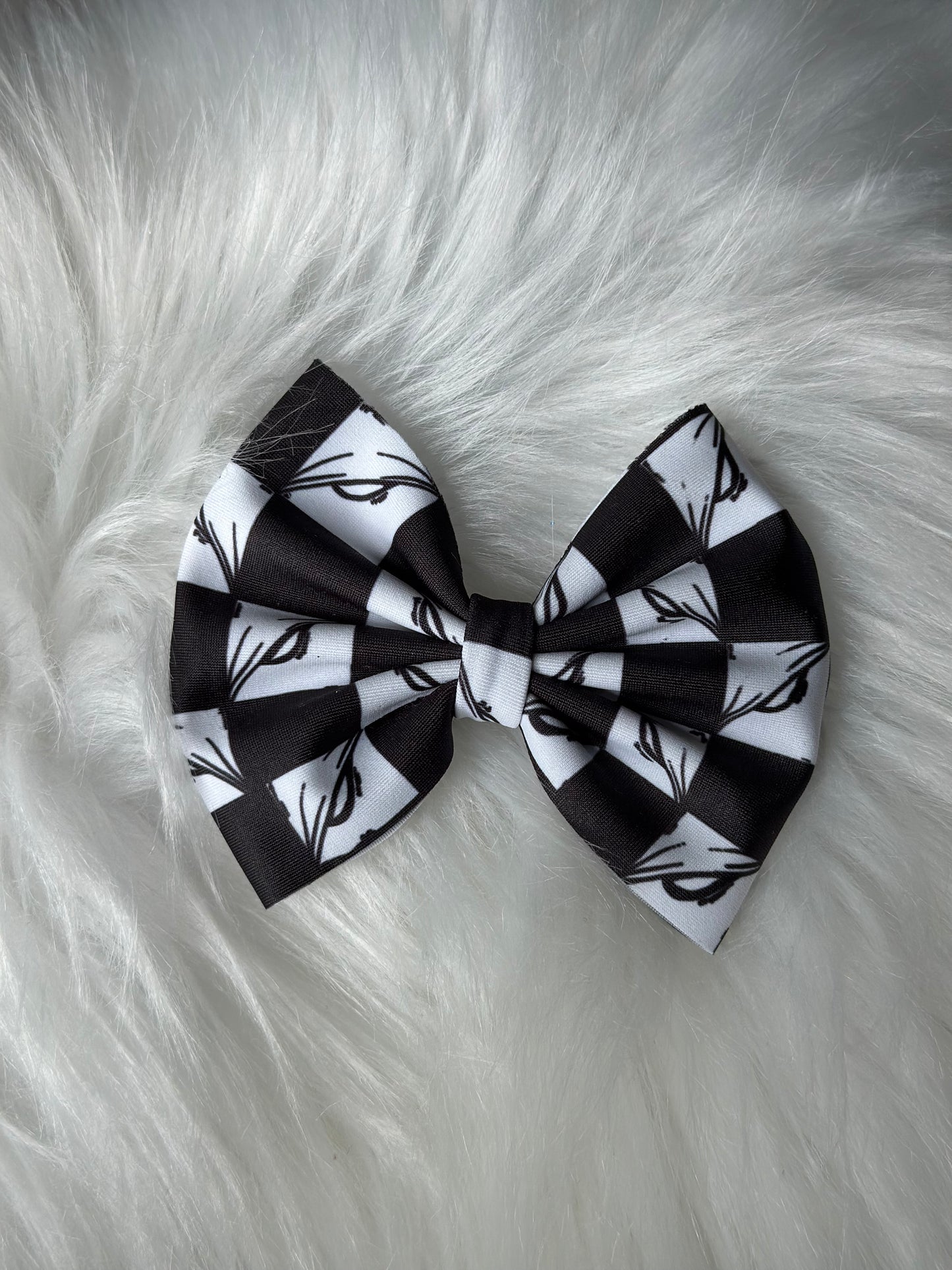 Black & White Checkered Swim Bow