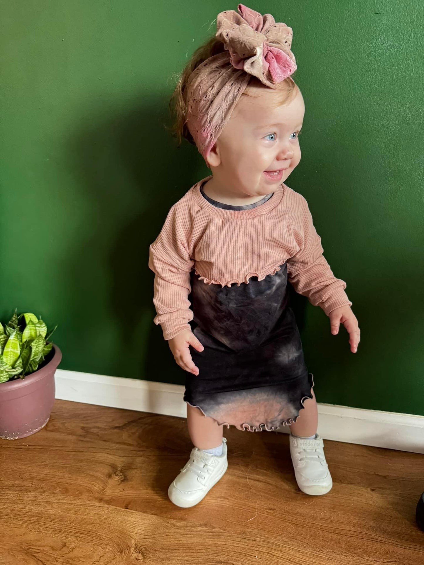 Eyelet: Dusty Rose Tie Dye