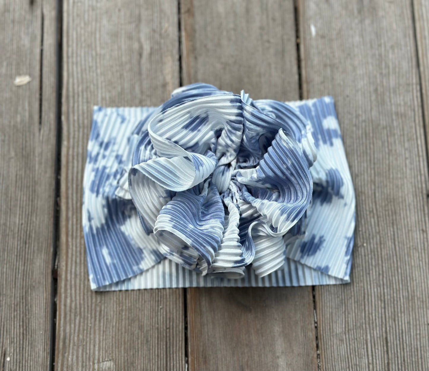 Pleated Satin: Partly Cloudy